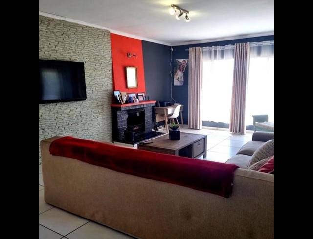 4 BEDROOM HOUSE FOR SALE IN ALAN MANOR